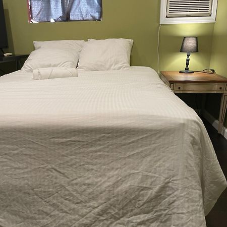 Private Standalone Room W/ Tv, Wifi & Ac In Carson Exteriör bild